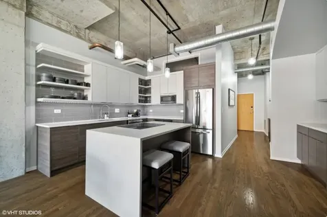933 West Van Buren Street Chicago IL 60607