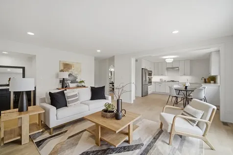 28 Windemere Lane South Barrington IL 60010