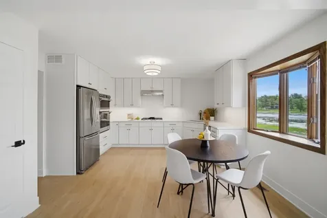 28 Windemere Lane South Barrington IL 60010