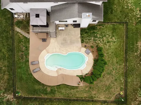1601 Foxfire Lane Herrin IL 62948