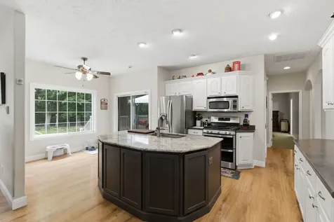 1601 Foxfire Lane Herrin IL 62948