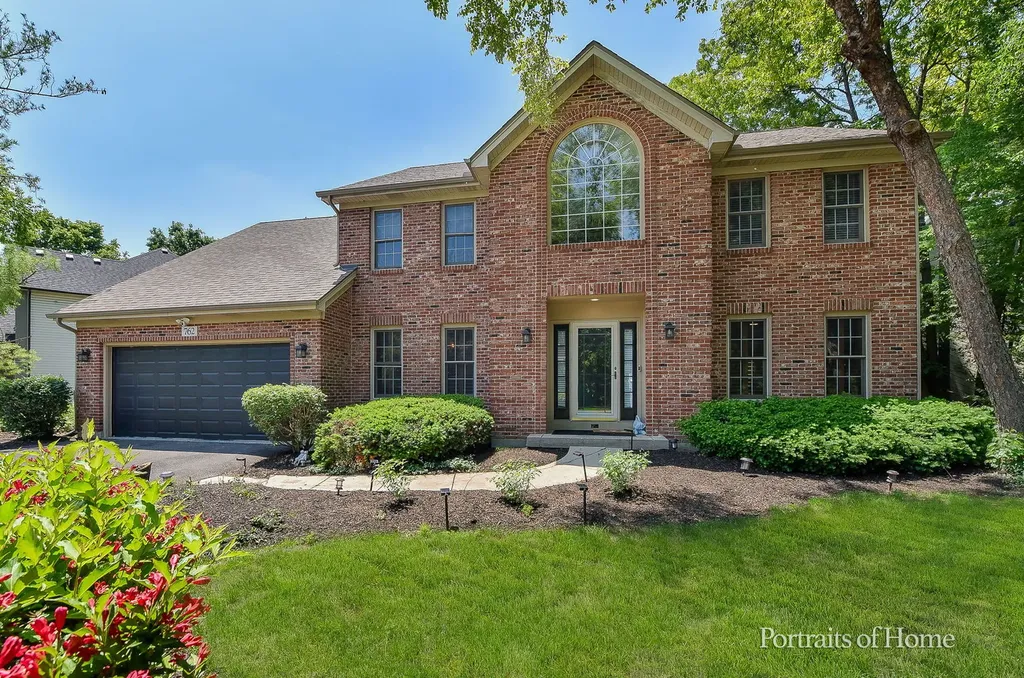 762 Feather Sound Drive Bolingbrook IL 60440