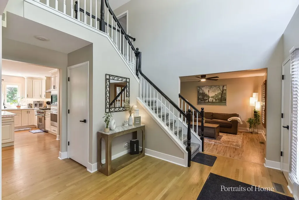 762 Feather Sound Drive Bolingbrook IL 60440