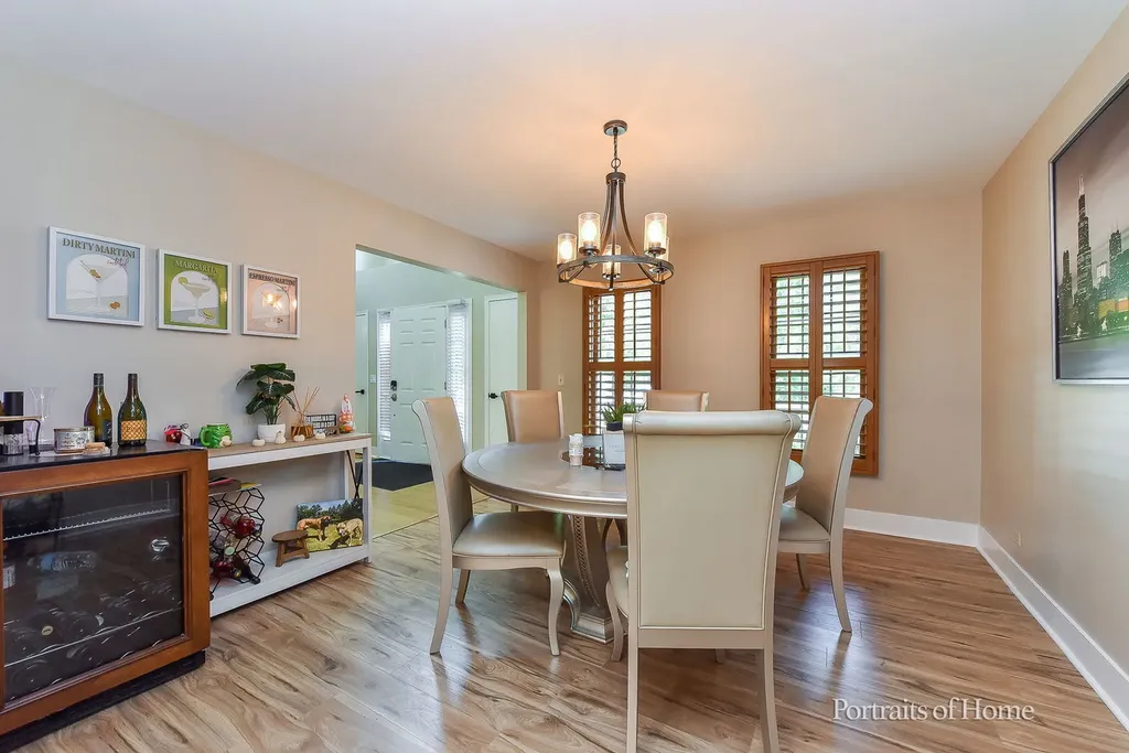 762 Feather Sound Drive Bolingbrook IL 60440