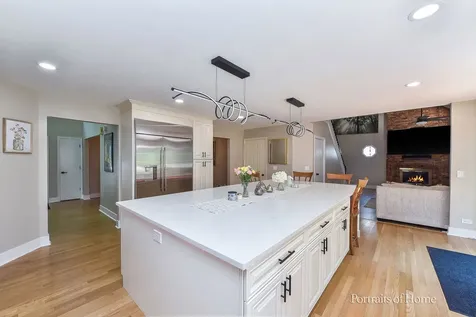 762 Feather Sound Drive Bolingbrook IL 60440