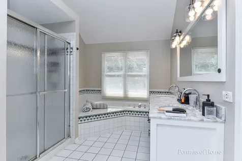 762 Feather Sound Drive Bolingbrook IL 60440