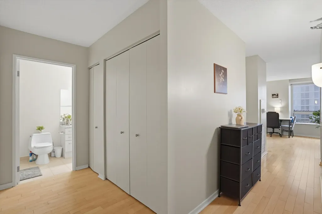 512 North Mcclurg Court Chicago IL 60611