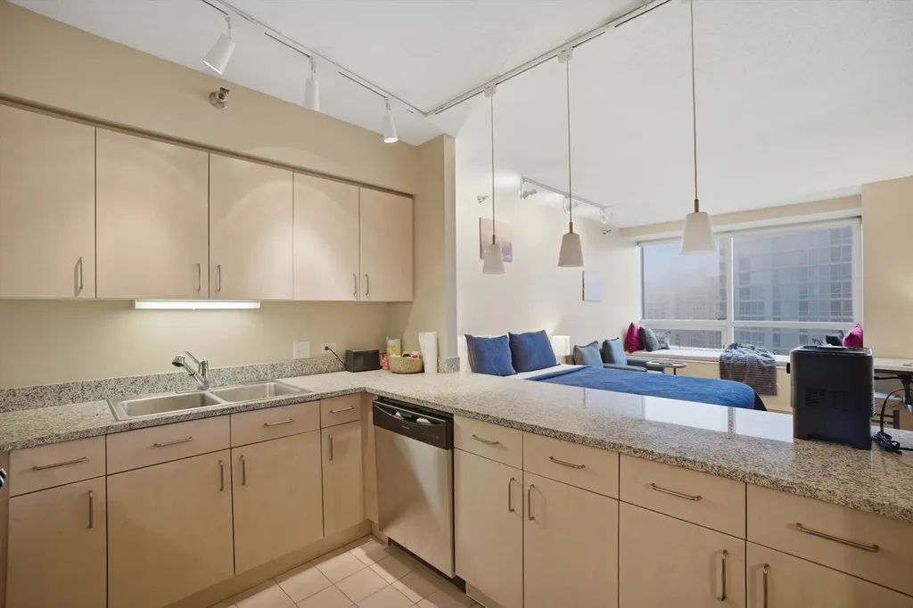 512 North Mcclurg Court Chicago IL 60611