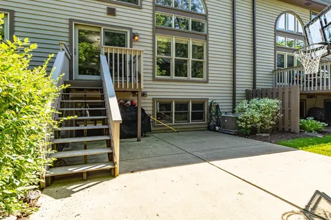 302 Kazimour Drive Lake Barrington IL 60010