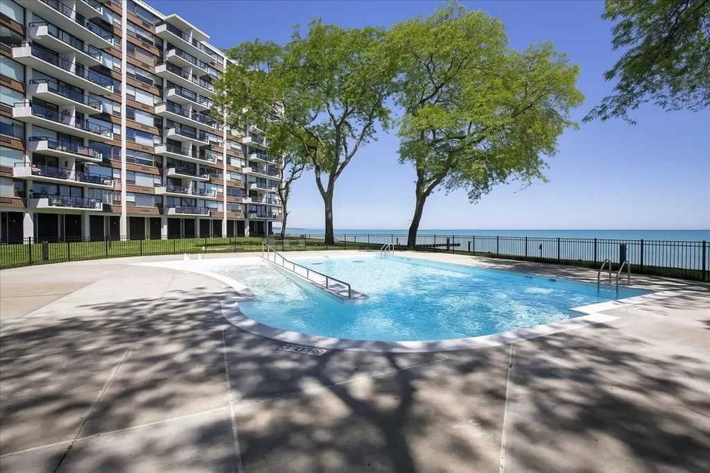 1630 Sheridan Road Wilmette IL 60091