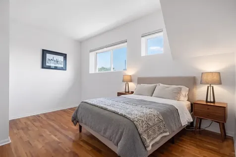 1542 North Wood Street Chicago IL 60622