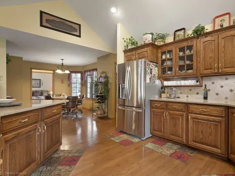 295 West Grandin Road Morris IL 60450