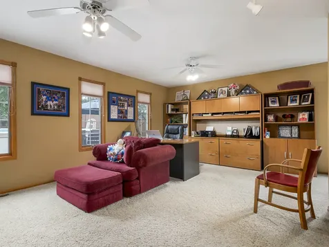 295 West Grandin Road Morris IL 60450