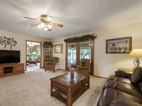 295 West Grandin Road Morris IL 60450