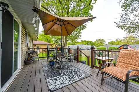 707 Kirkwood Avenue Winthrop Harbor IL 60096