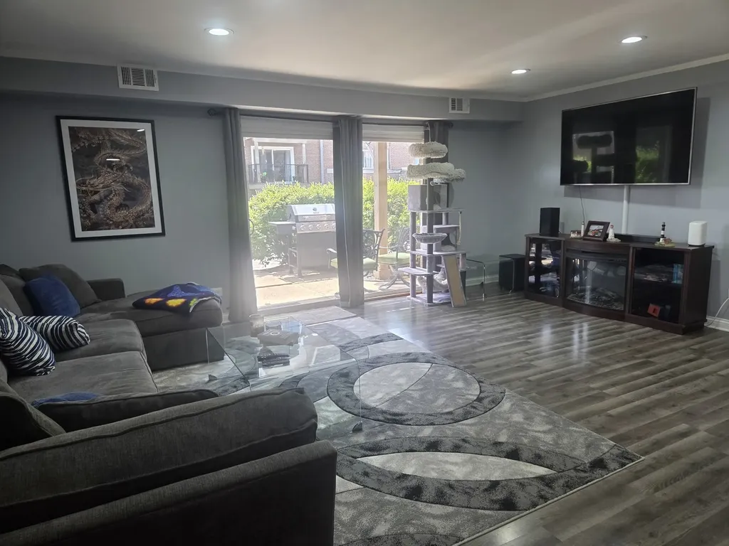 2300 Beau Monde Lane Lisle IL 60532