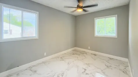 304 Hamrick Avenue Romeoville IL 60446