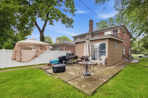 8920 Bennett Avenue Evanston IL 60203