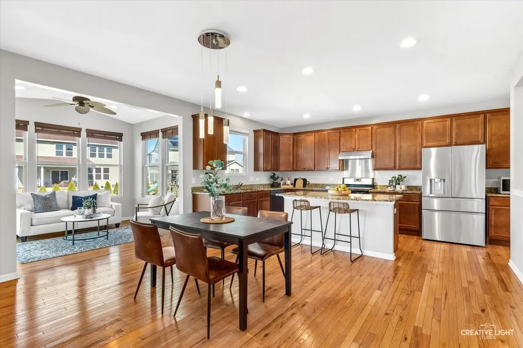 4319 Silver Bell Court Naperville IL 60564