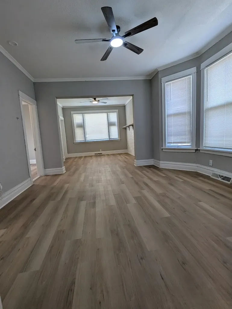 265 West 107th Street Chicago IL 60628