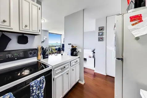 4343 North Clarendon Avenue Chicago IL 60613