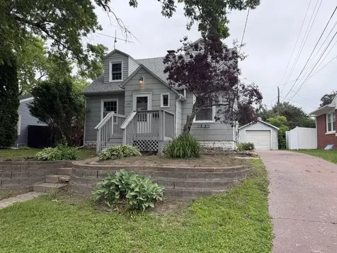 2811 25TH Avenue Rock Island IL 61201