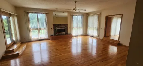 1814 Hickory Lane Dixon IL 61021