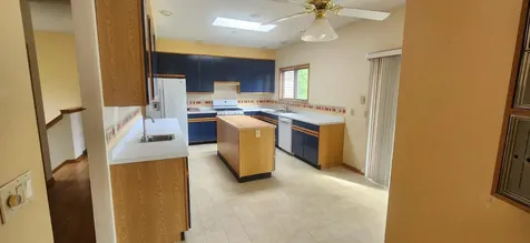1814 Hickory Lane Dixon IL 61021