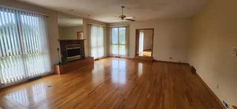 1814 Hickory Lane Dixon IL 61021