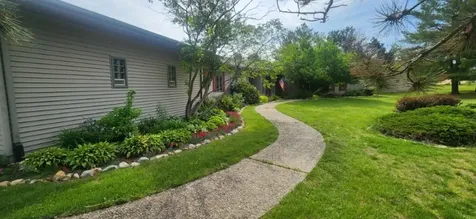 1814 Hickory Lane Dixon IL 61021