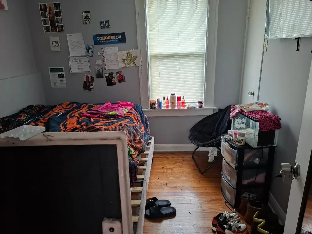 10941 South Wentworth Avenue Chicago IL 60628