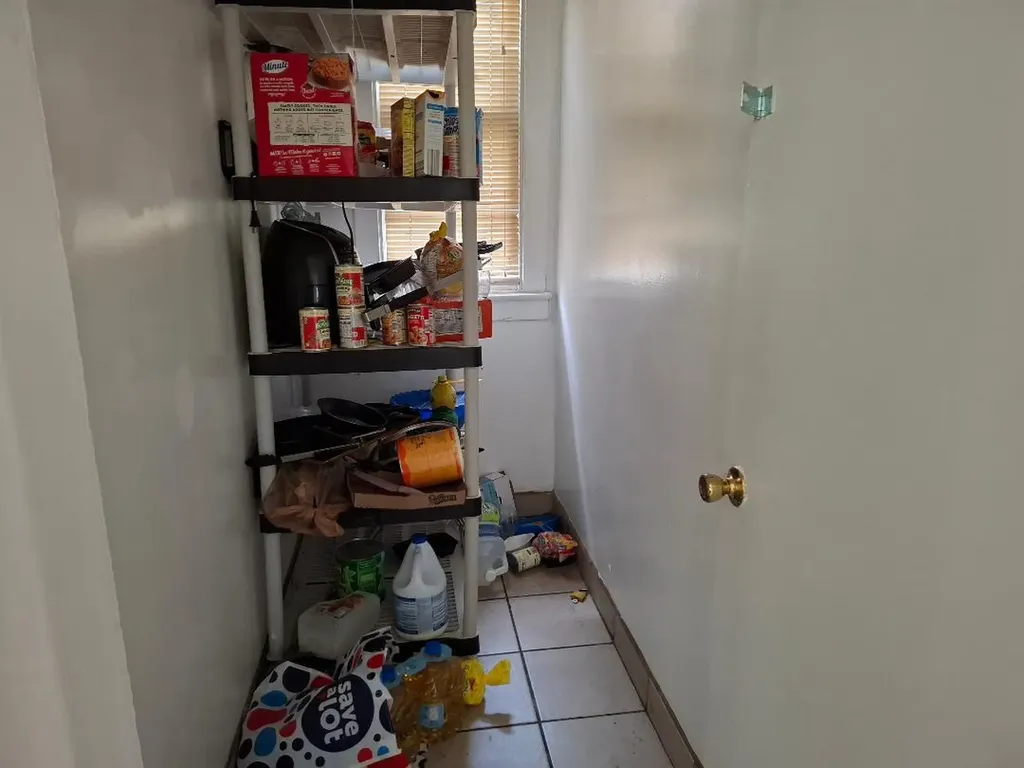 10941 South Wentworth Avenue Chicago IL 60628