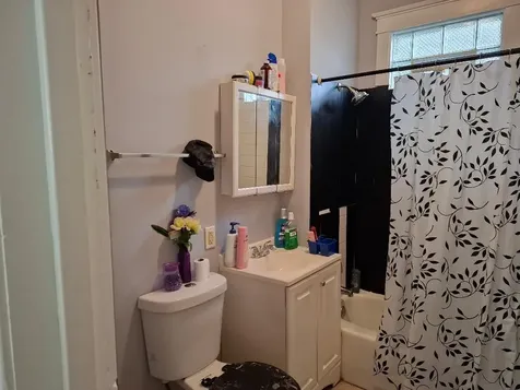 10941 South Wentworth Avenue Chicago IL 60628