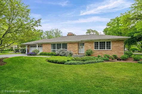 746 South Grove Avenue Barrington IL 60010