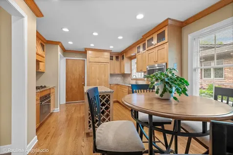 746 South Grove Avenue Barrington IL 60010