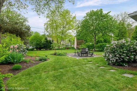 746 South Grove Avenue Barrington IL 60010