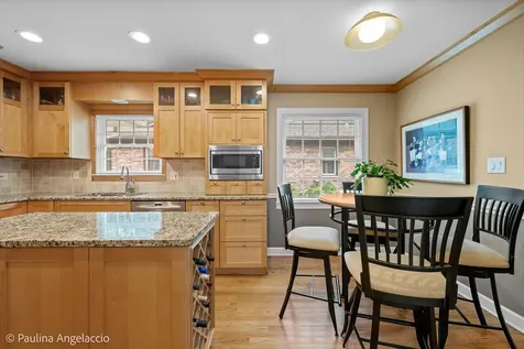 746 South Grove Avenue Barrington IL 60010