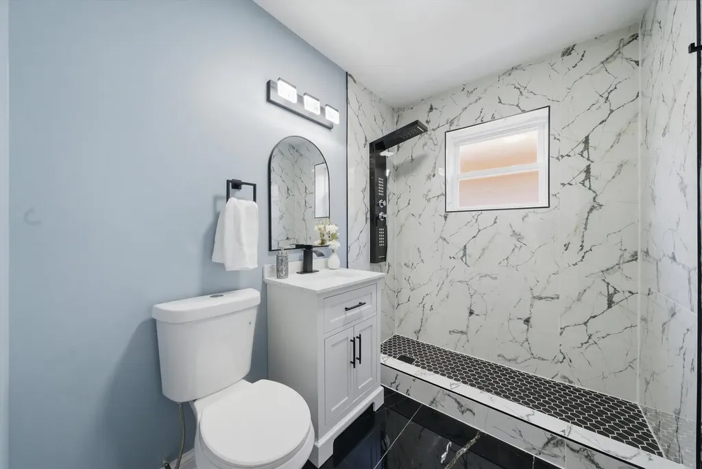 6341 South Francisco Avenue Chicago IL 60629