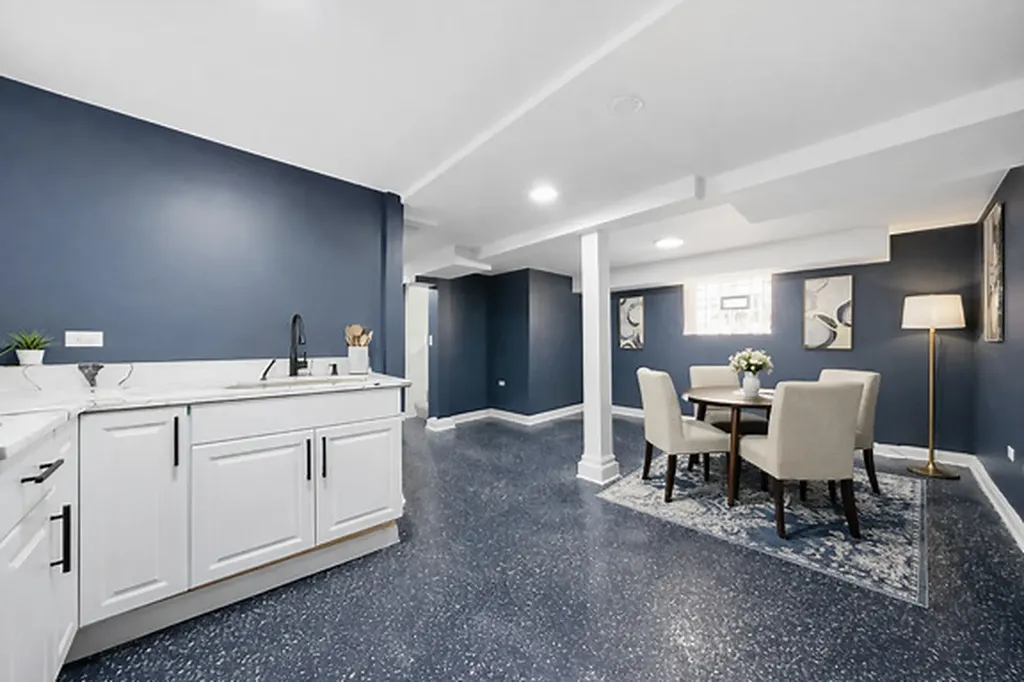 6341 South Francisco Avenue Chicago IL 60629