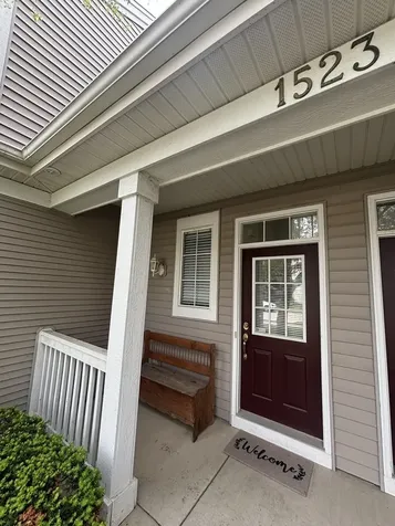 1523 Grand Drive Dekalb IL 60115