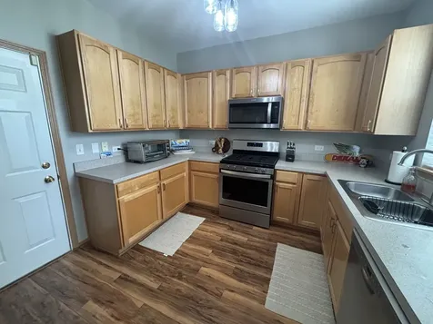 1523 Grand Drive Dekalb IL 60115