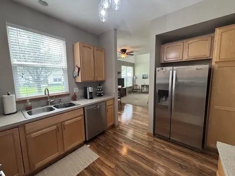 1523 Grand Drive Dekalb IL 60115