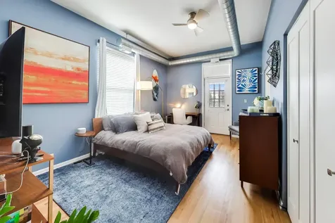 1050 West Foster Avenue Chicago IL 60640