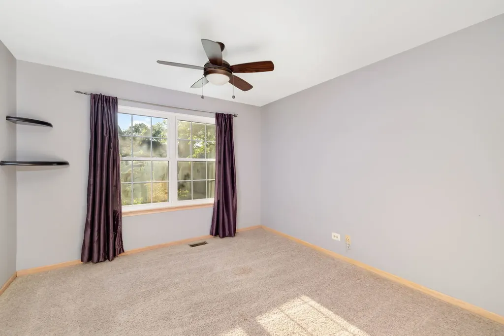 104 Thistle Court Schaumburg IL 60194