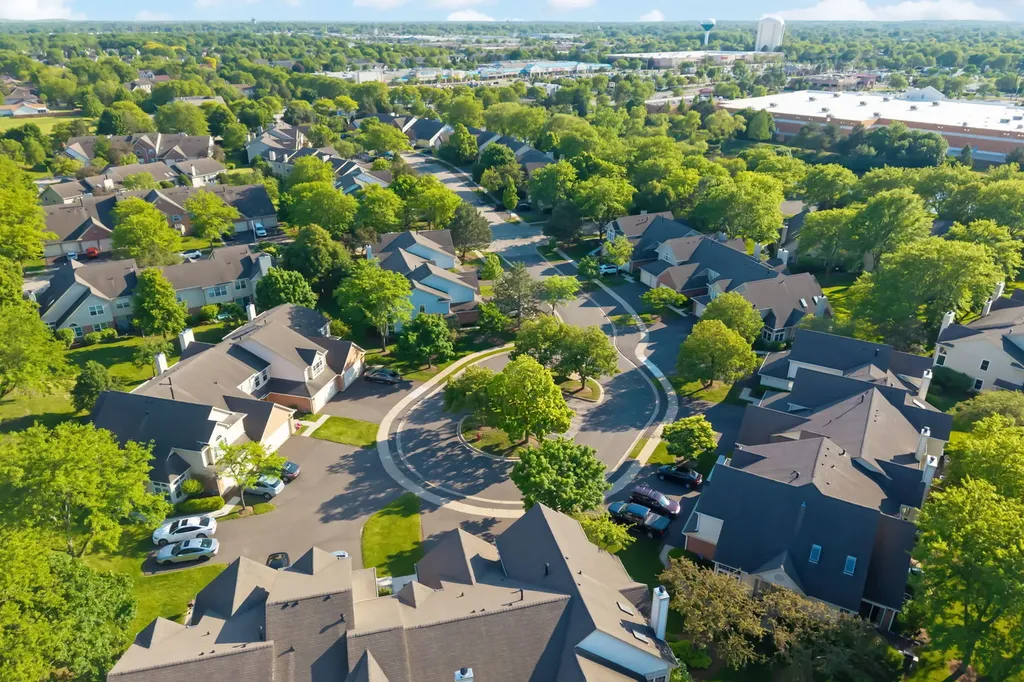 104 Thistle Court Schaumburg IL 60194