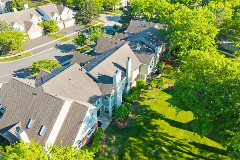 104 Thistle Court Schaumburg IL 60194