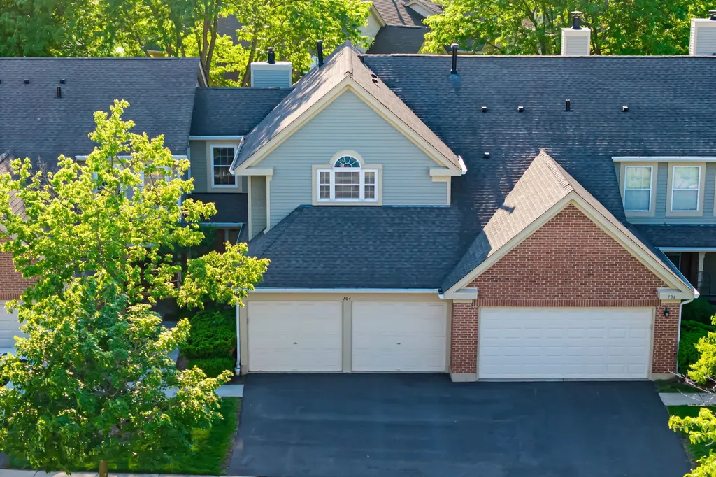 104 Thistle Court Schaumburg IL 60194