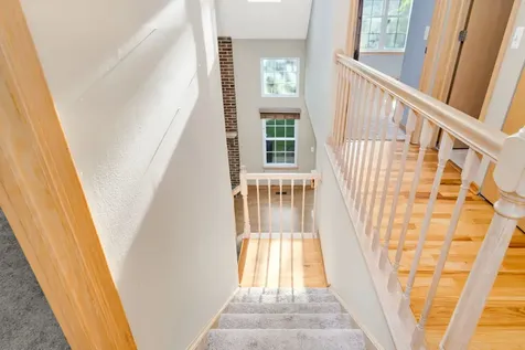 104 Thistle Court Schaumburg IL 60194