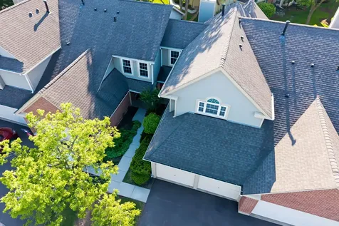 104 Thistle Court Schaumburg IL 60194