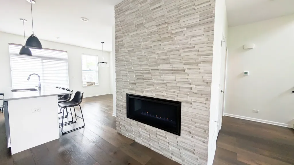 3S513 Barkley Avenue Warrenville IL 60563